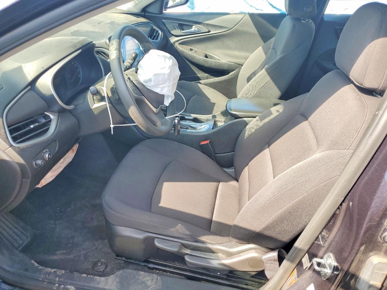 2022 Chevrolet Malibu Ls - Фото 7