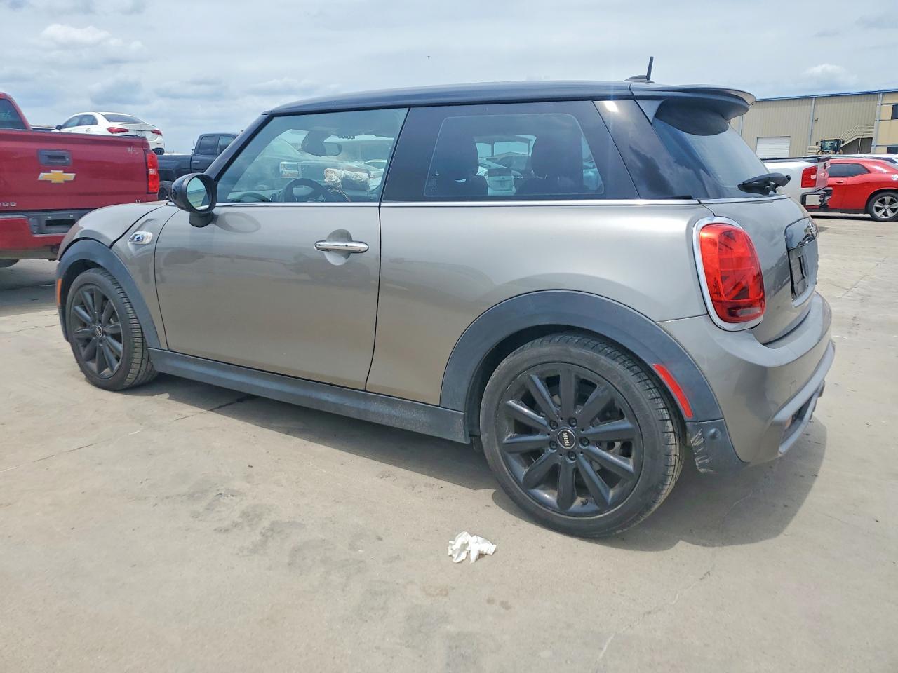 2019 Mini Cooper S - Фото 2