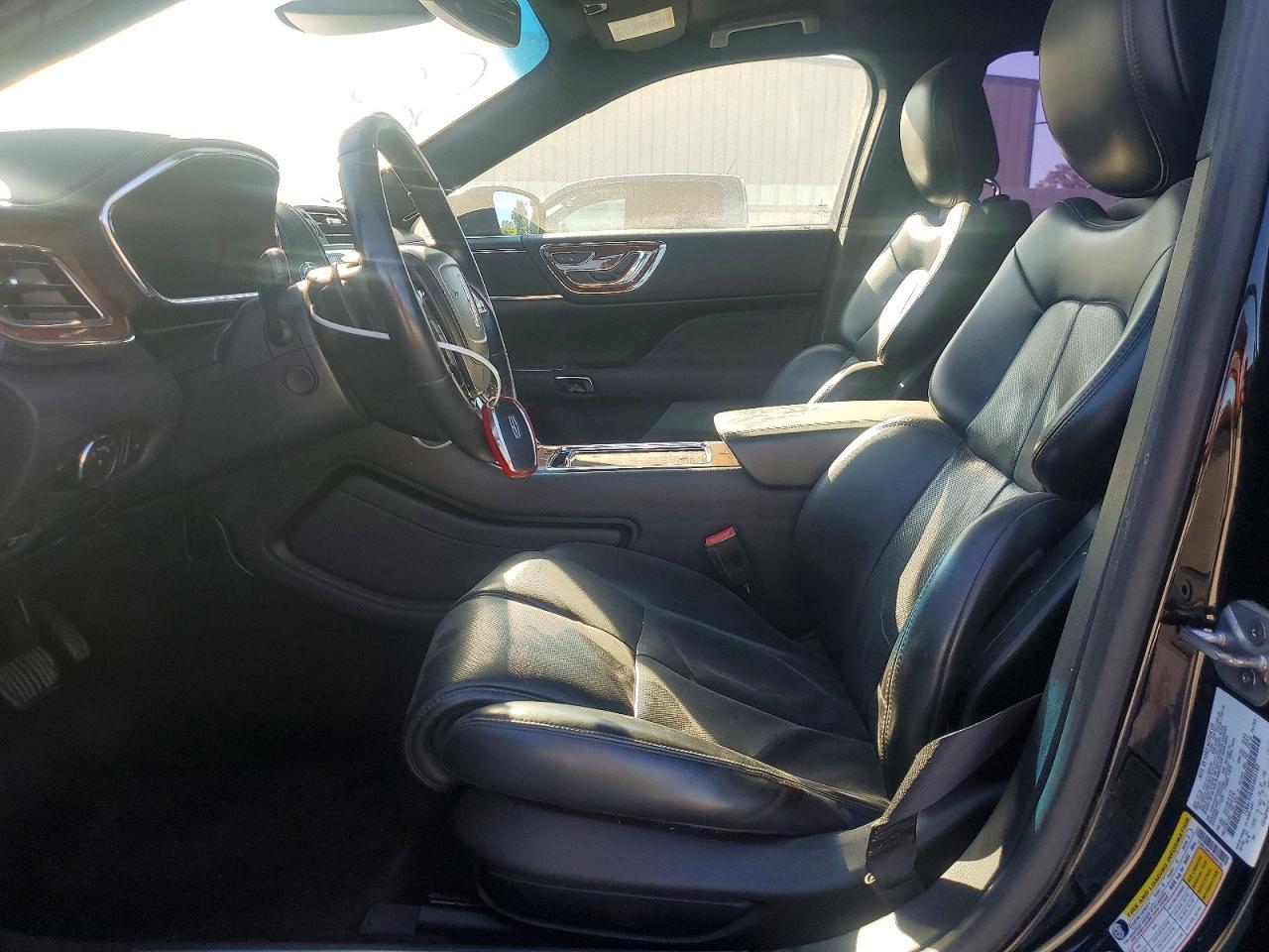 2017 Lincoln Continental - Фото 7