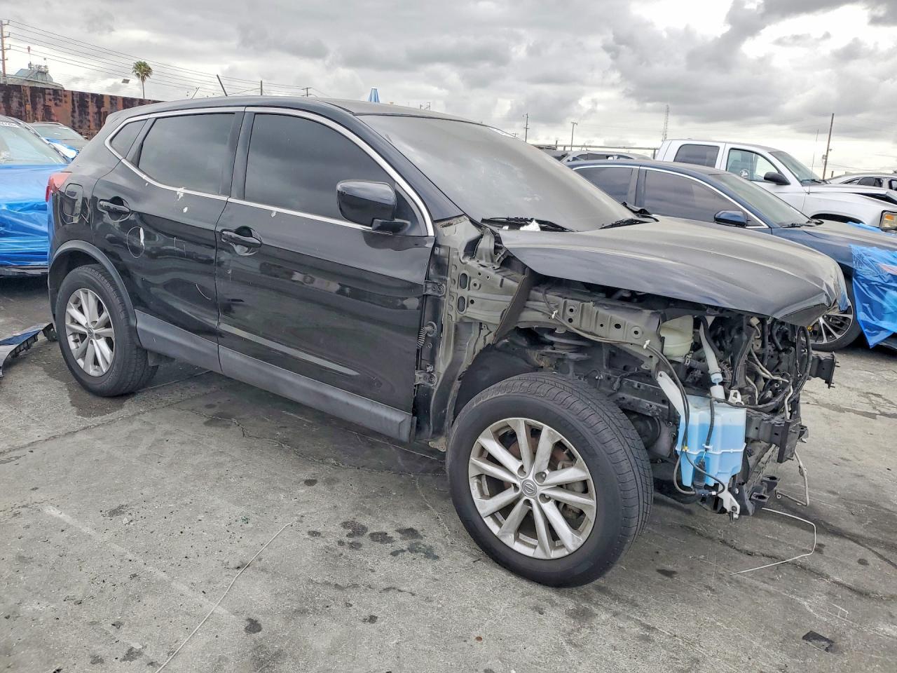 2018 Nissan Rogue Sport S - Фото 4