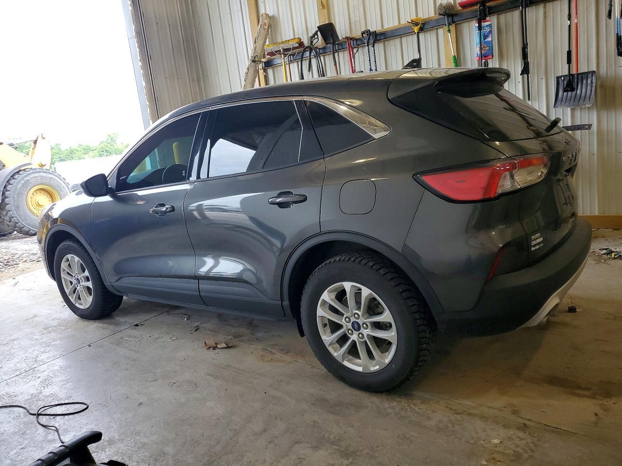 2020 Ford Escape Se - Фото 2