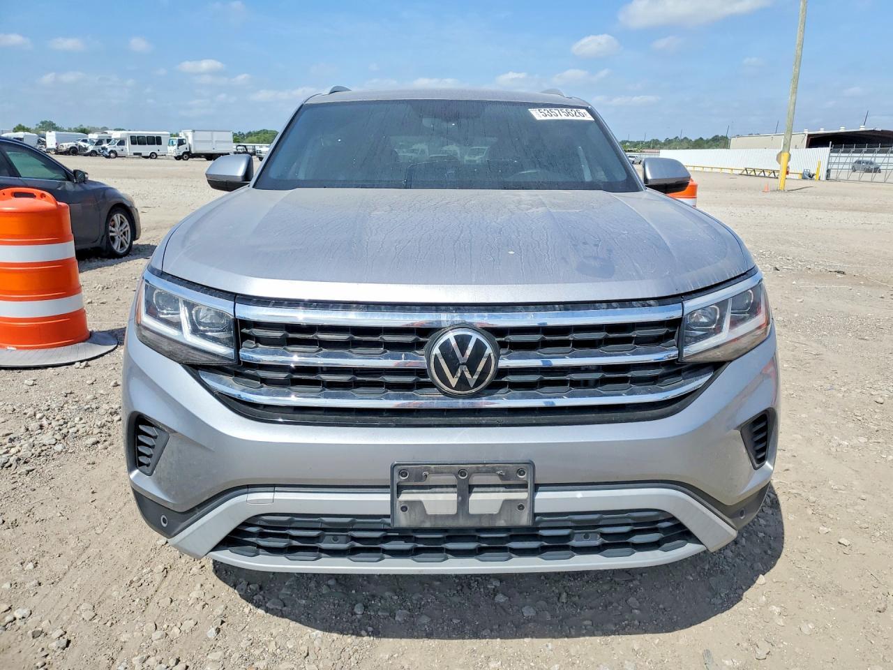 2022 Volkswagen Atlas Cross Sport Se - Image 5