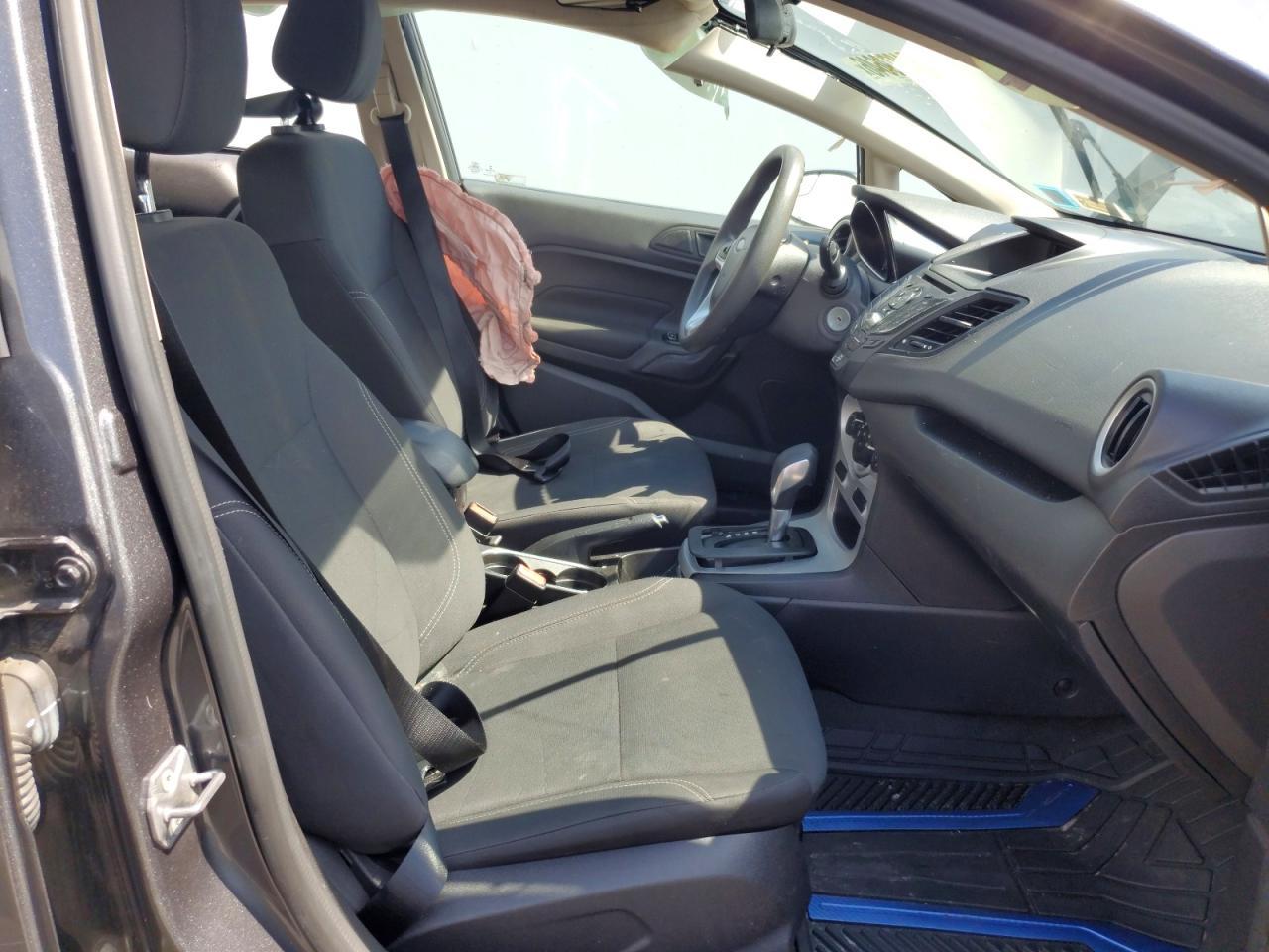 2019 Ford Fiesta Se - Image 7