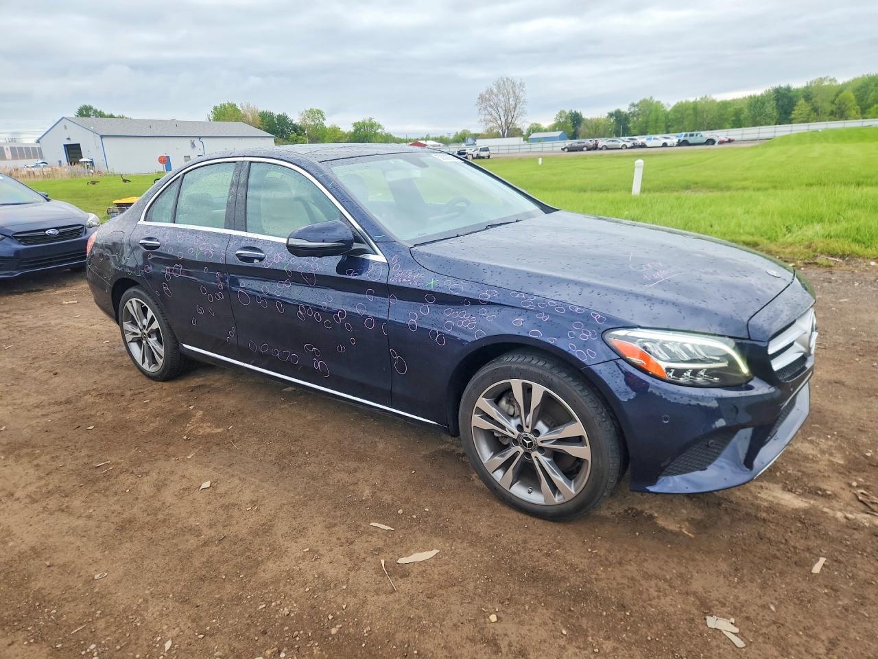 2019 Mercedes-Benz C 300 4Matic - Фото 4