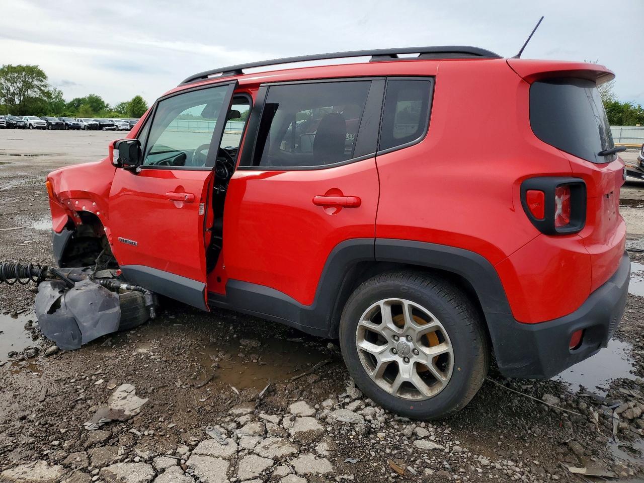 2016 Jeep Renegade Latitude - Image 2