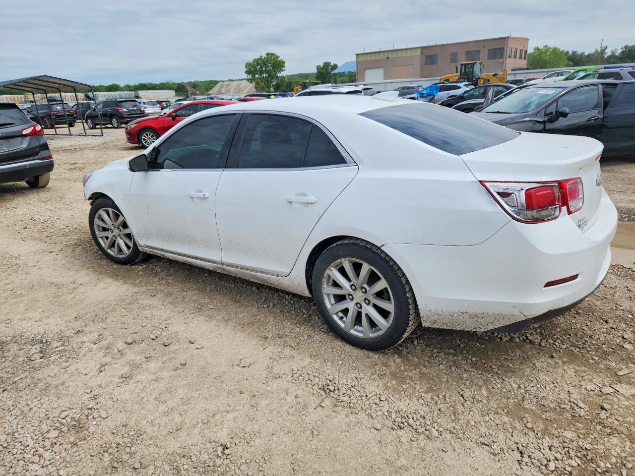2015 Chevrolet Malibu 2Lt - Фото 2