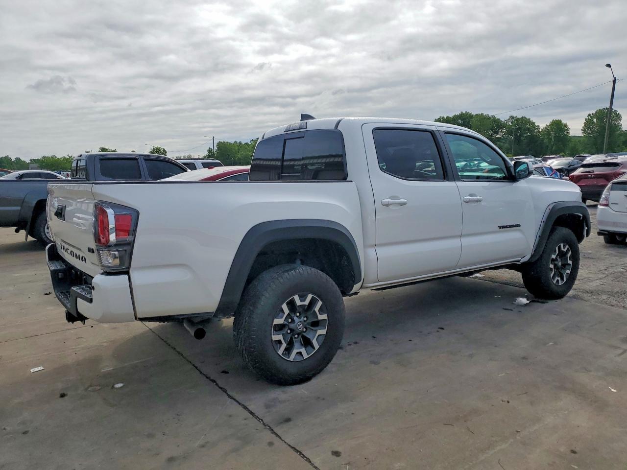 2020 Toyota Tacoma Trd Off-Road - Фото 3