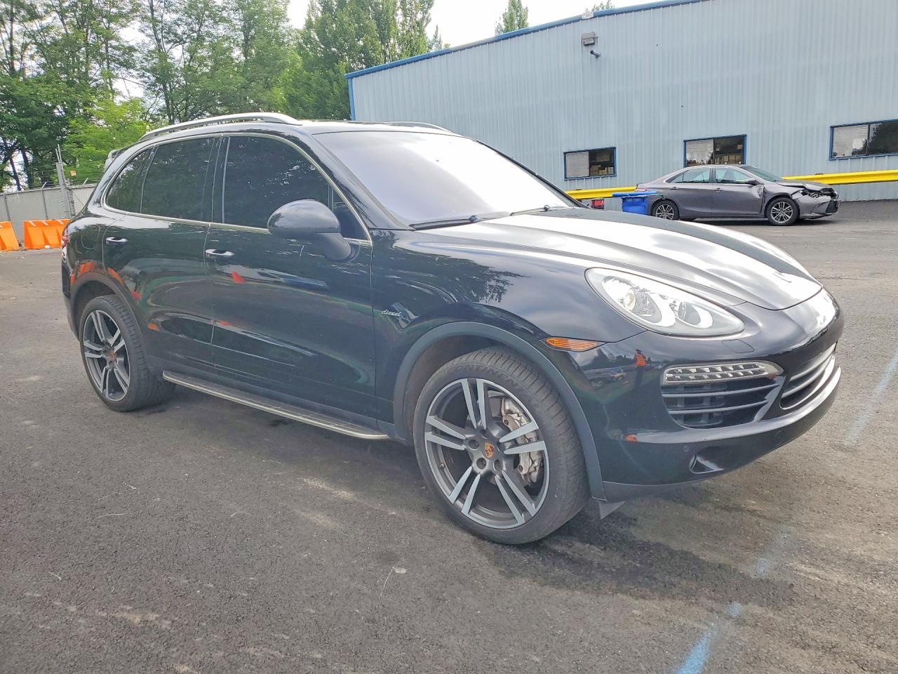 2013 Porsche Cayenne - Image 4