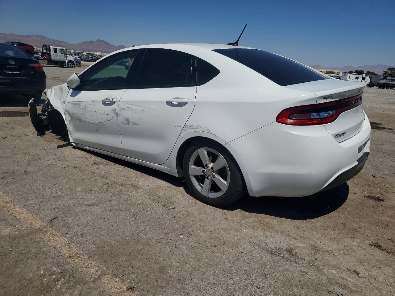2016 Dodge Dart Sxt - Фото 2