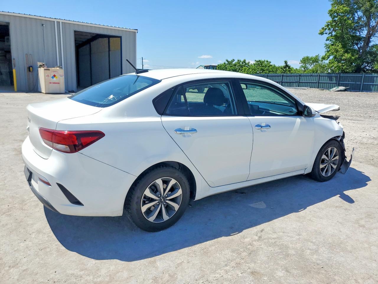 2023 Kia Rio S - Фото 3