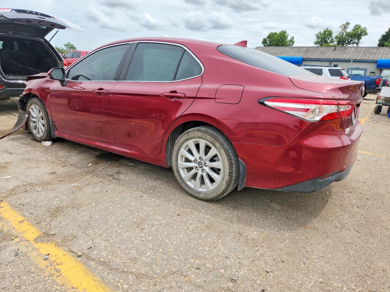 2019 Toyota Camry Le - Image 2