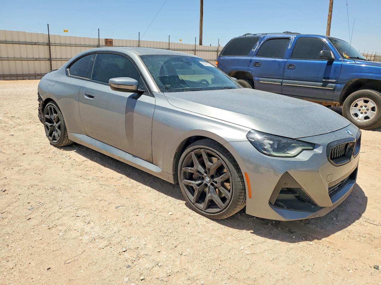 2025 BMW 230I - Фото 4