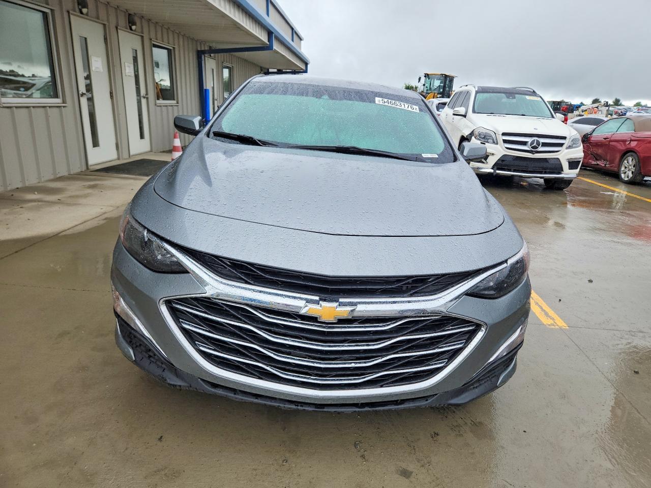 2025 Chevrolet Malibu Ls - Image 5