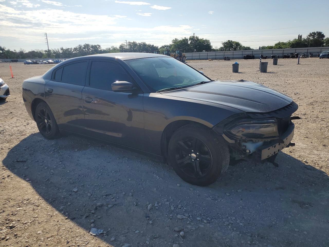 2020 Dodge Charger Sxt - Image 4
