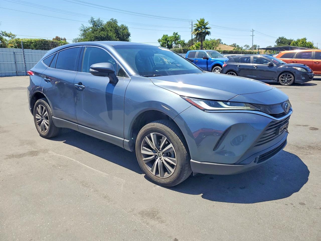 2024 Toyota Venza Le - Фото 4