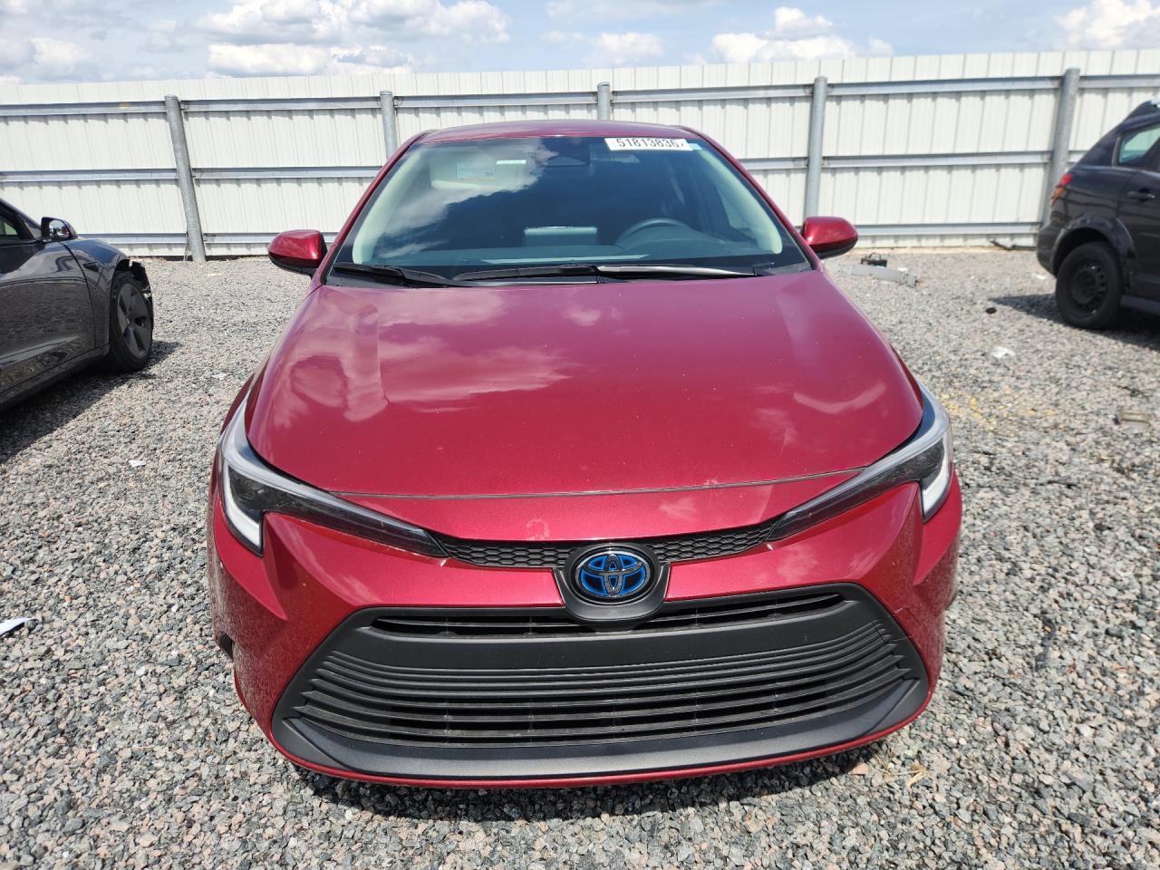 2024 Toyota Corolla Hybrid Le - Image 5