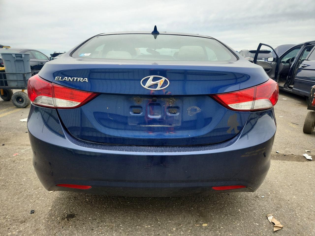 2013 Hyundai Elantra Gls - Фото 6