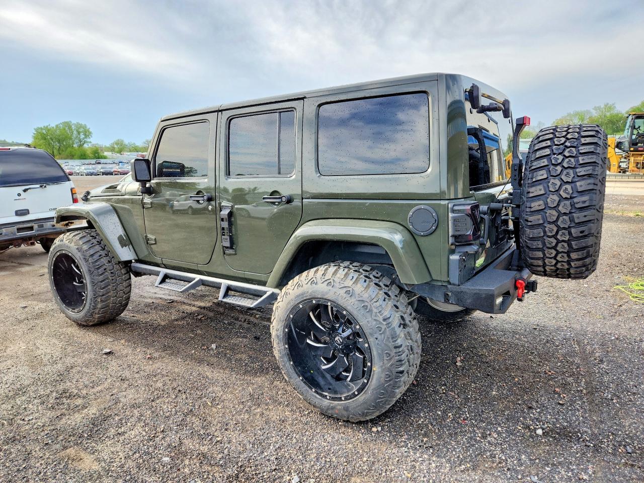 2016 Jeep Wrangler Unlimited Rubicon - Image 2