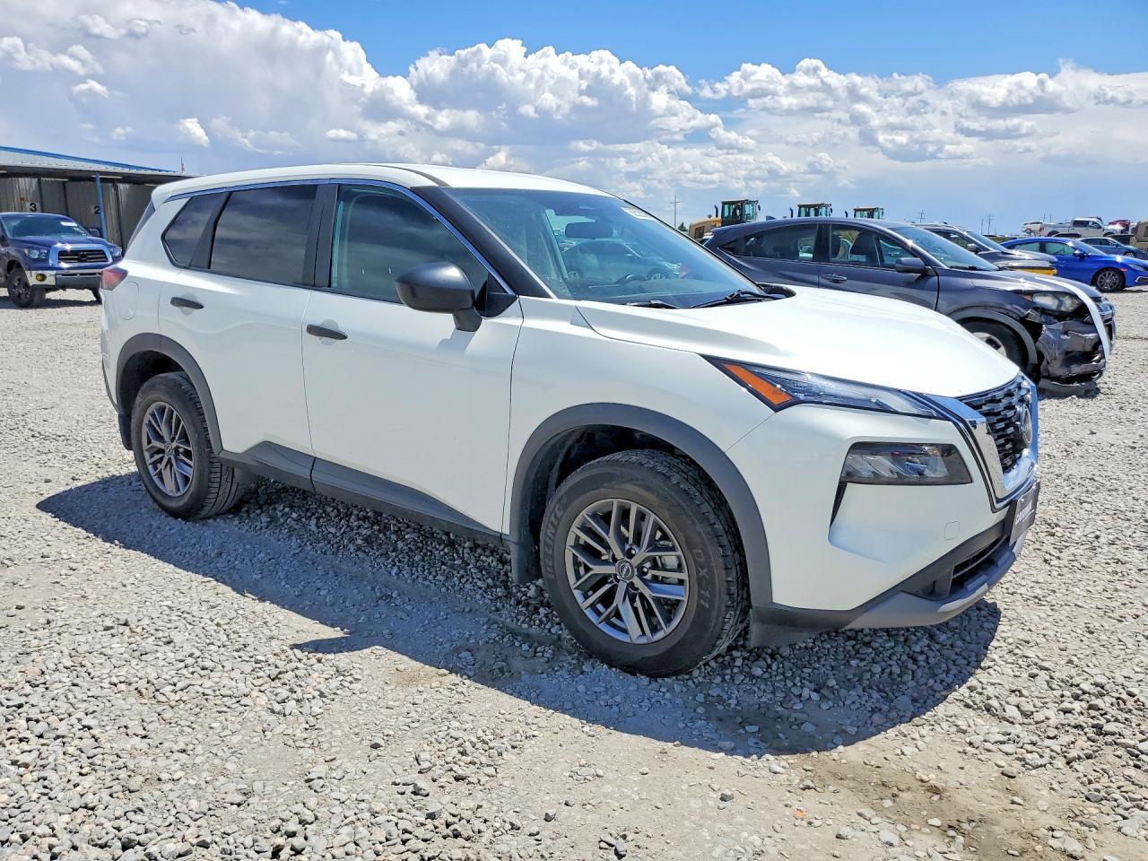 2023 Nissan Rogue S - Фото 4