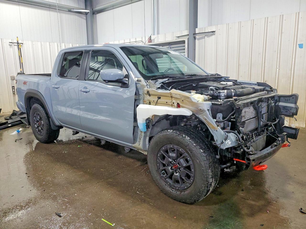 2022 Nissan Frontier Pro-4X - Фото 4