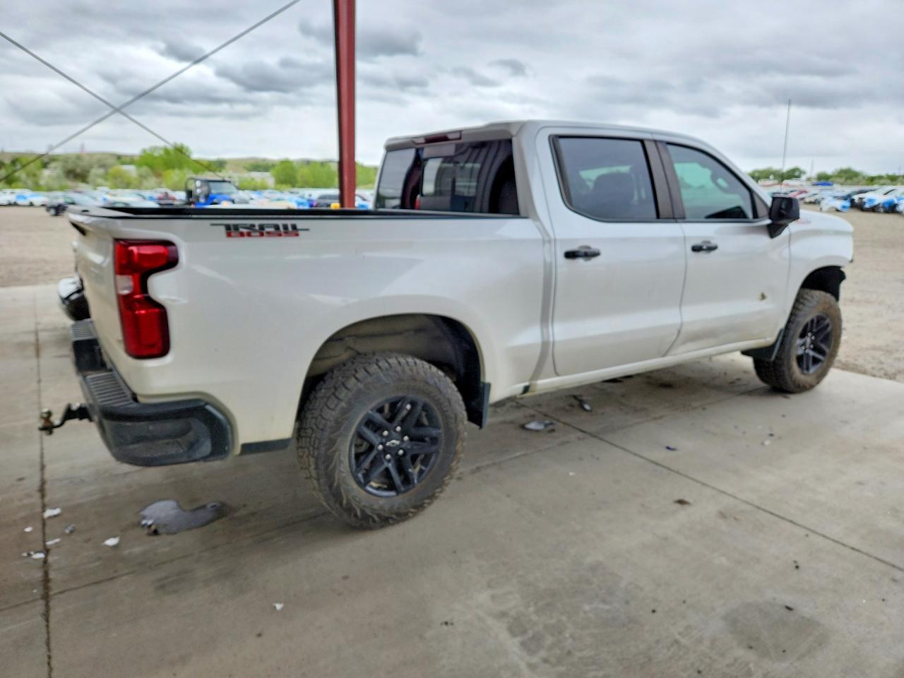 2021 Chevrolet Silverado K1500 Lt Trail Boss - Фото 3