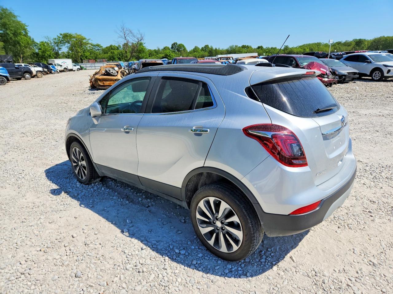 2022 Buick Encore Preferred - Фото 2