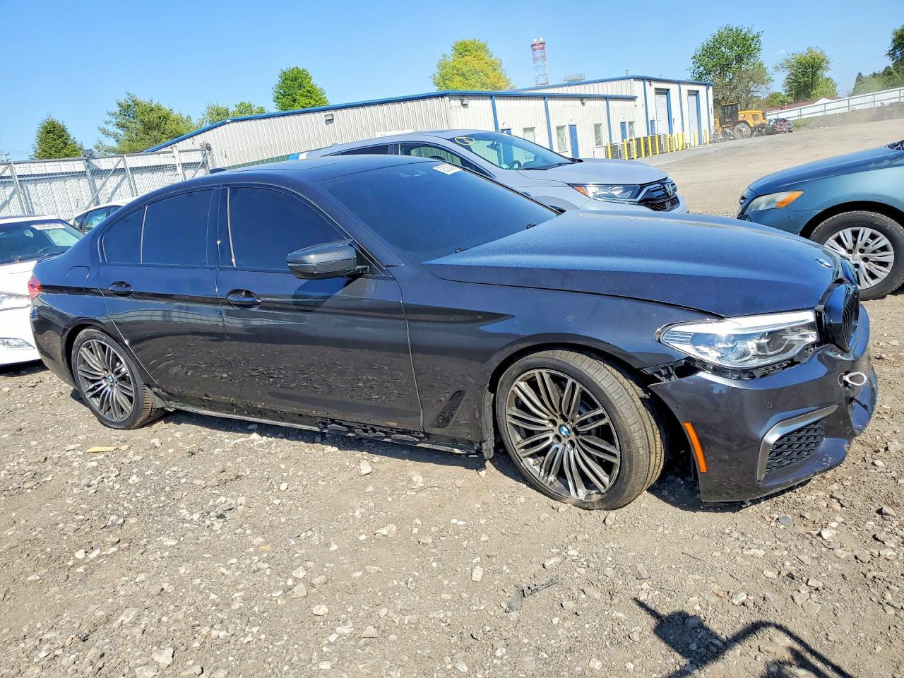 2020 BMW M550Xi - Фото 4