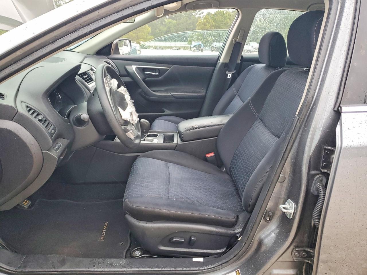 2016 Nissan Altima 2.5 S - Image 7