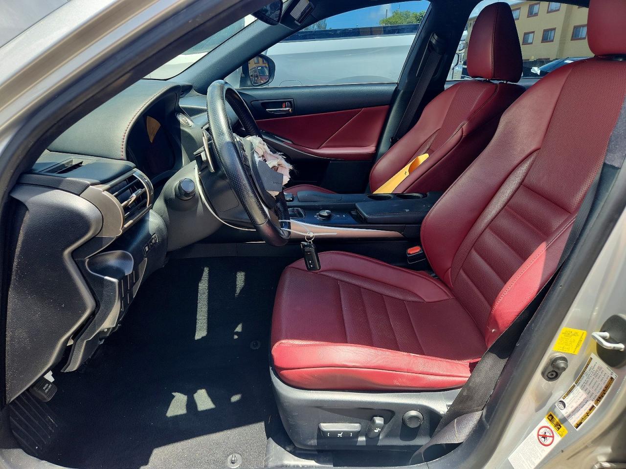 2016 Lexus Is 200T - Фото 7