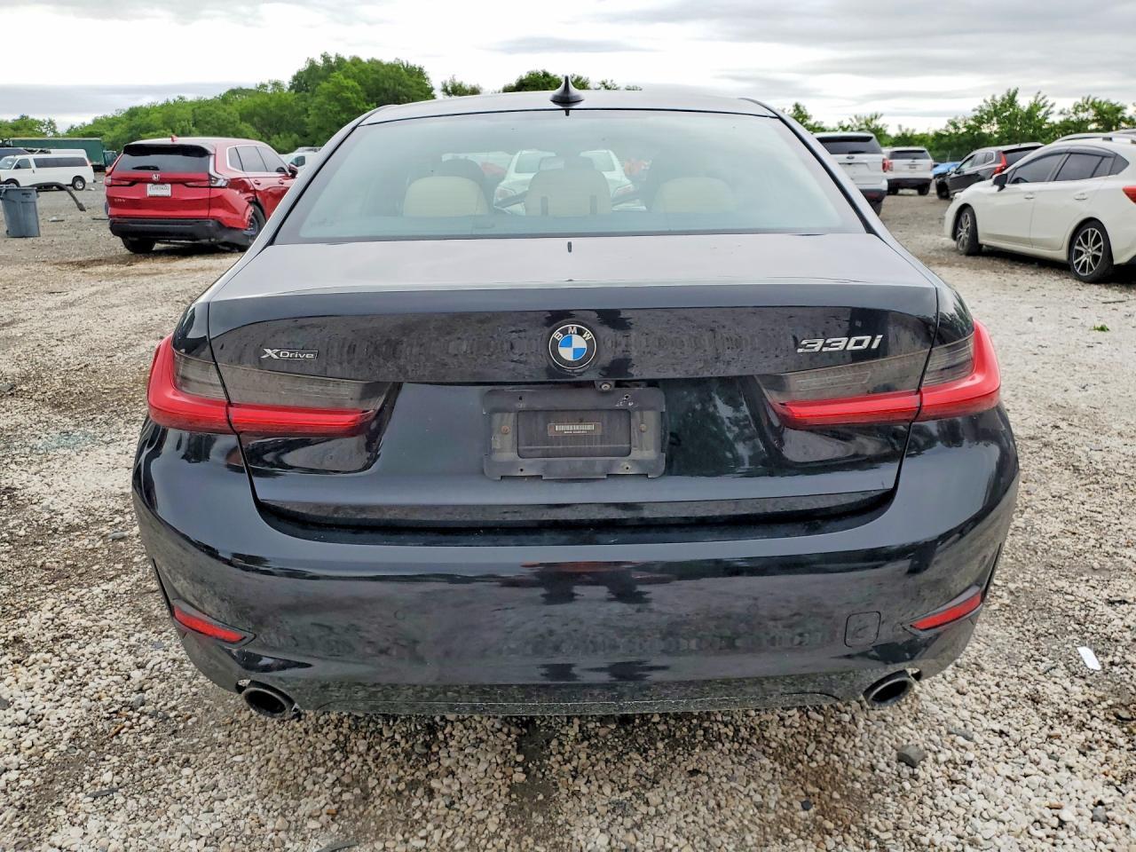 2020 BMW 330Xi - Image 6