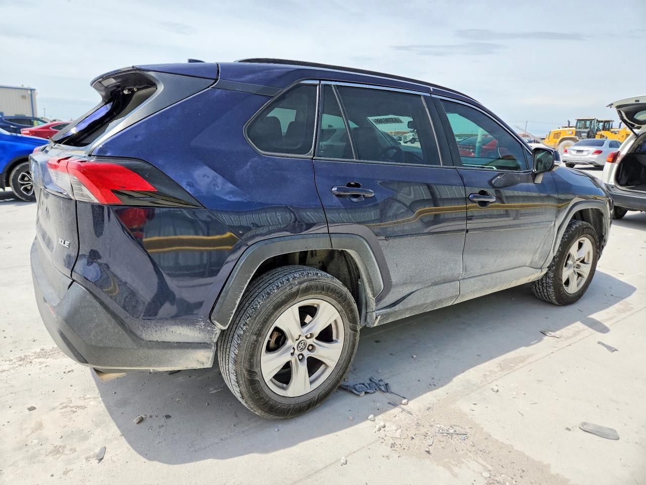 2020 Toyota Rav4 Xle - Фото 3