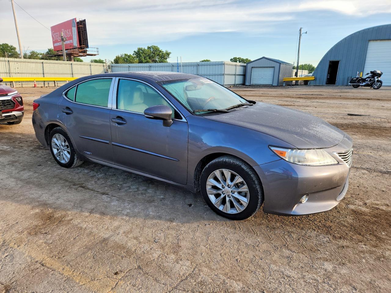 2014 Lexus Es 300H - Image 4