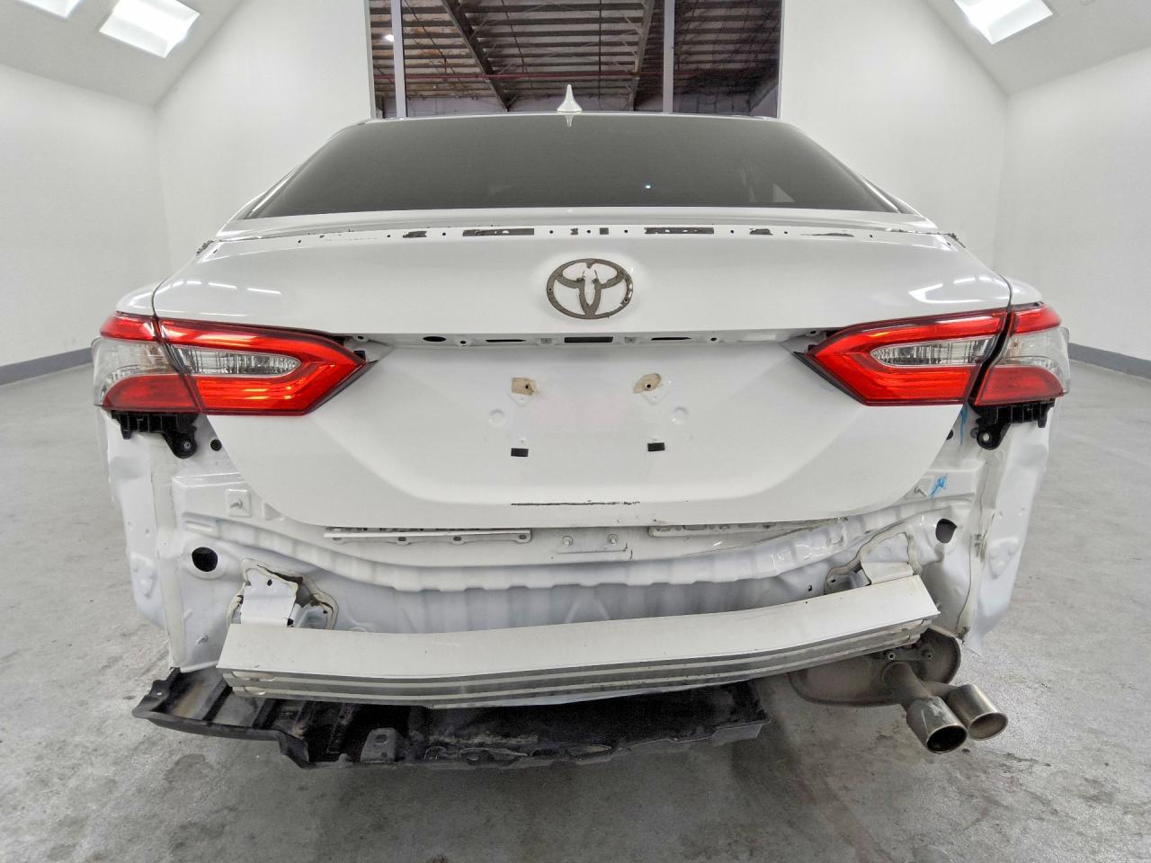2019 Toyota Camry Se - Фото 6