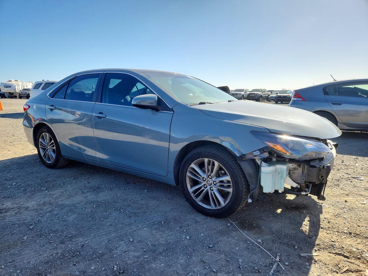 2016 Toyota Camry Se - Фото 4