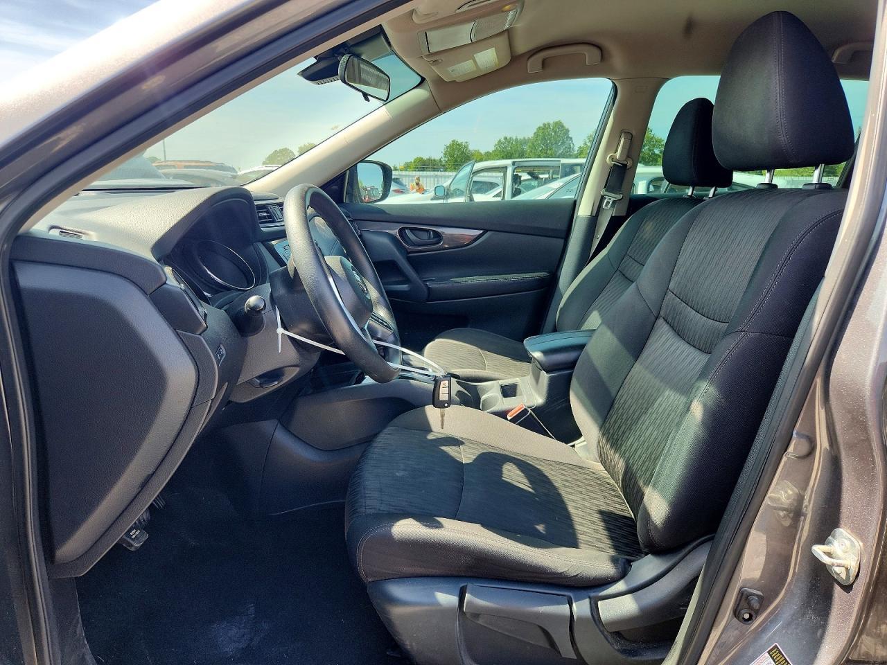 2020 Nissan Rogue S - Фото 7