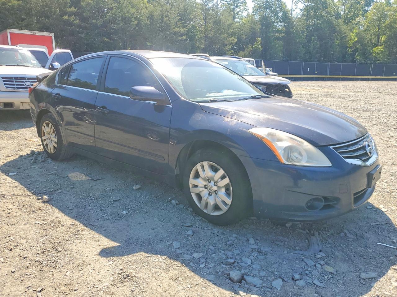 2012 Nissan Altima 2.5 - Image 4