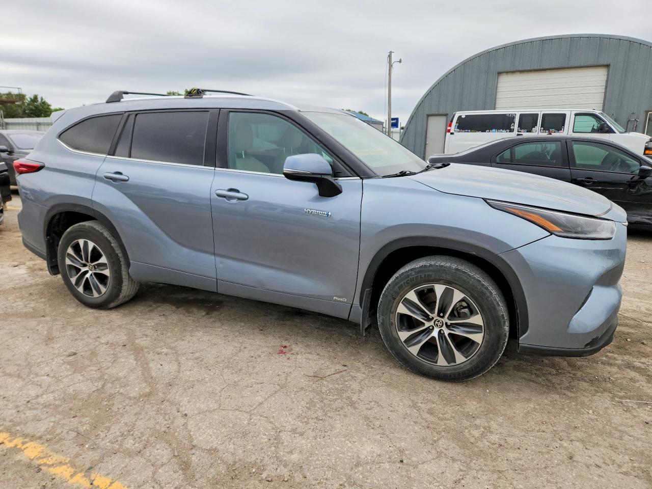 2021 Toyota Highlander Hybrid Xle - Фото 4