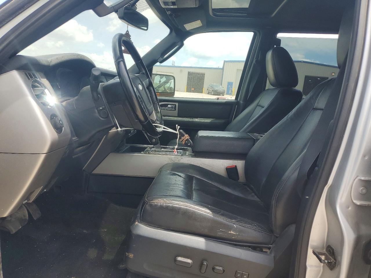 2017 Ford Expedition El Limited - Image 7