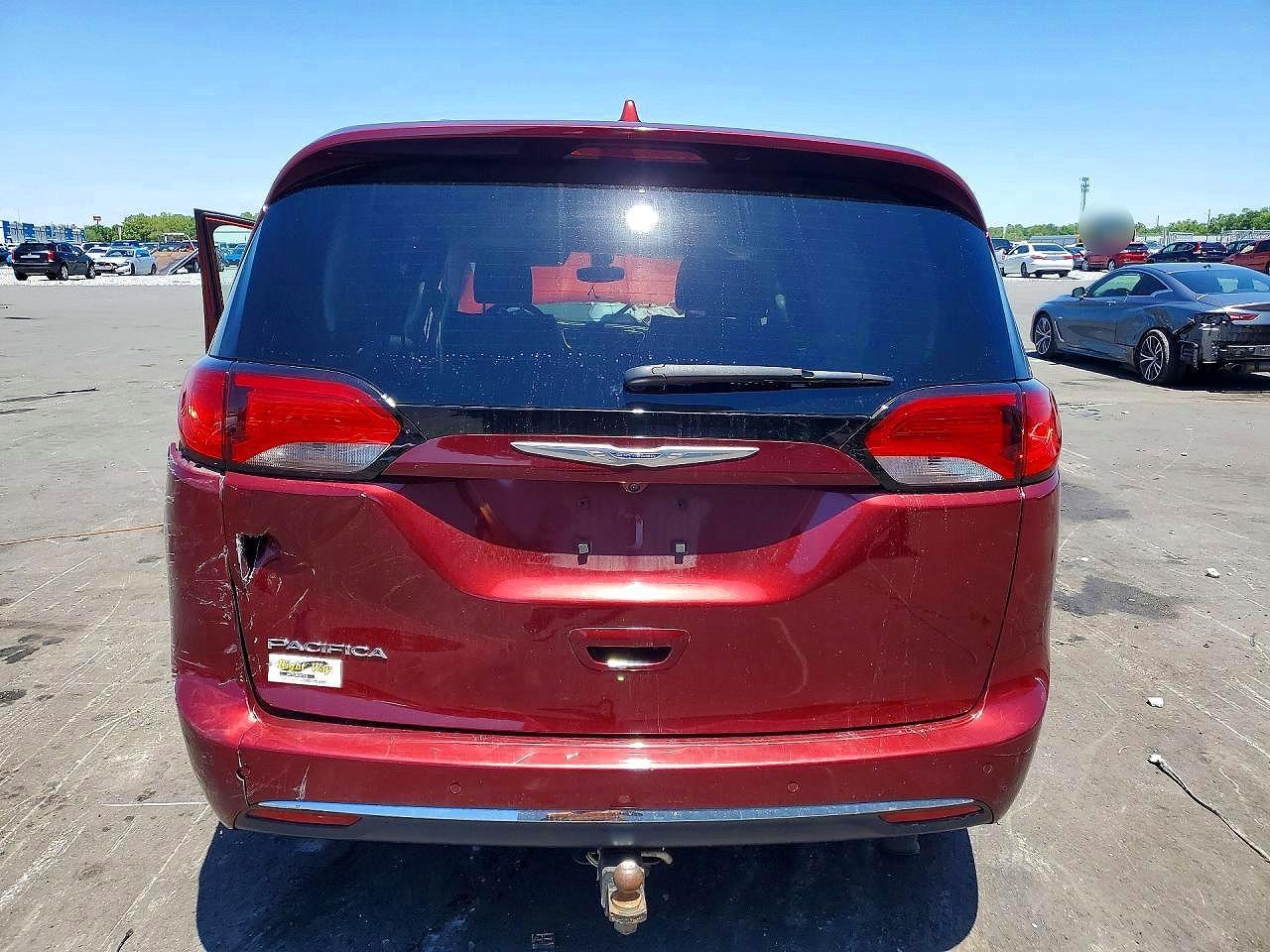 2020 Chrysler Pacifica Touring L - Image 6