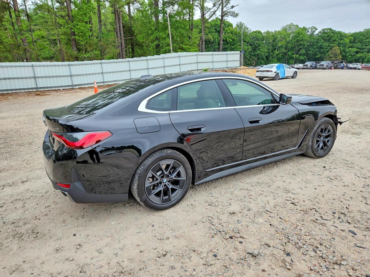 2025 BMW I4 Edrive 40 - Image 3