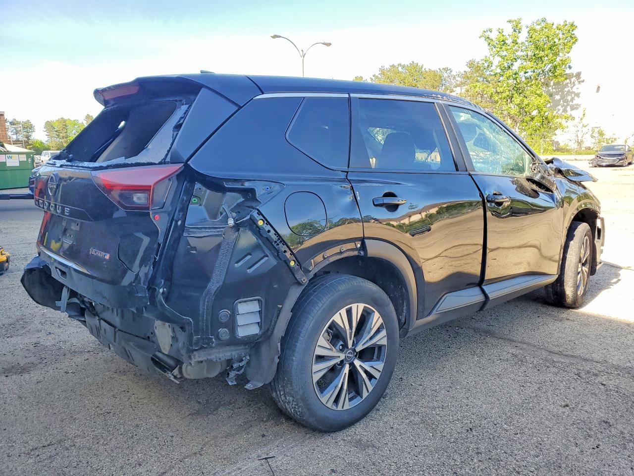2023 Nissan Rogue Sv - Image 3