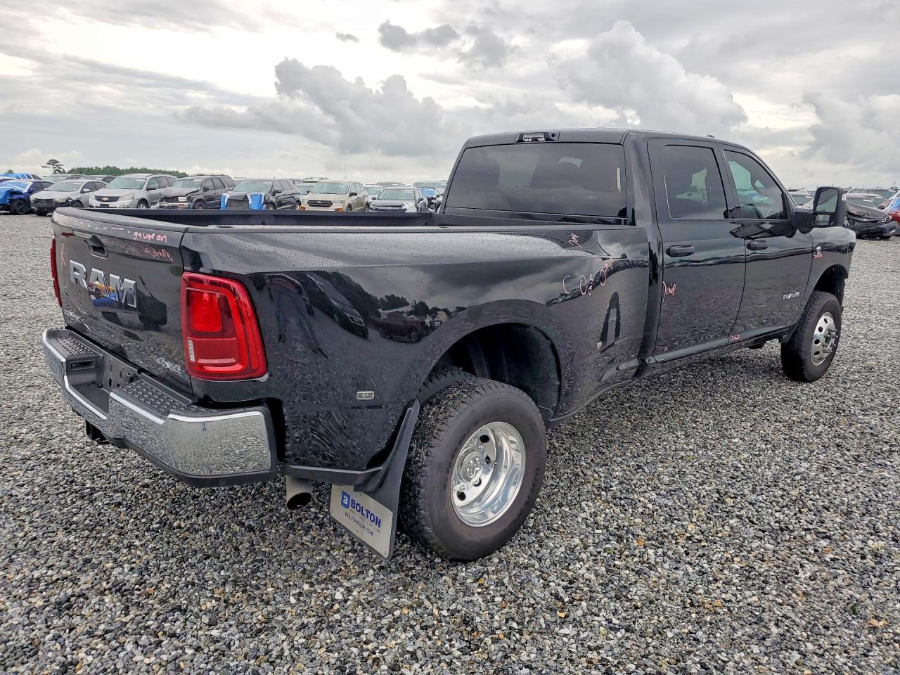 2025 Ram 3500 Big Horn - Фото 3