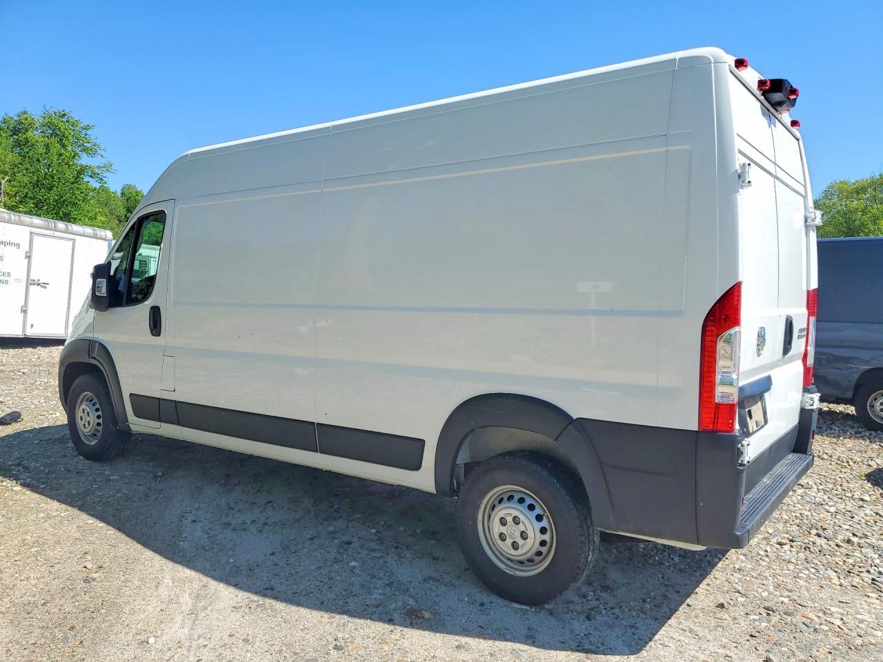 2025 Ram Promaster 3500 Cargo - Фото 2