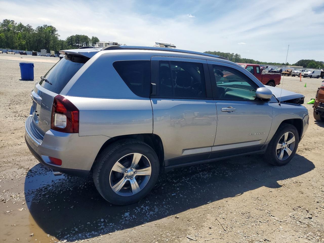 2016 Jeep Compass Latitude - Фото 3