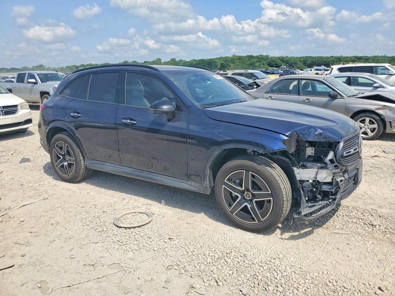 2023 Mercedes-Benz Glc 300 4Matic - Image 4