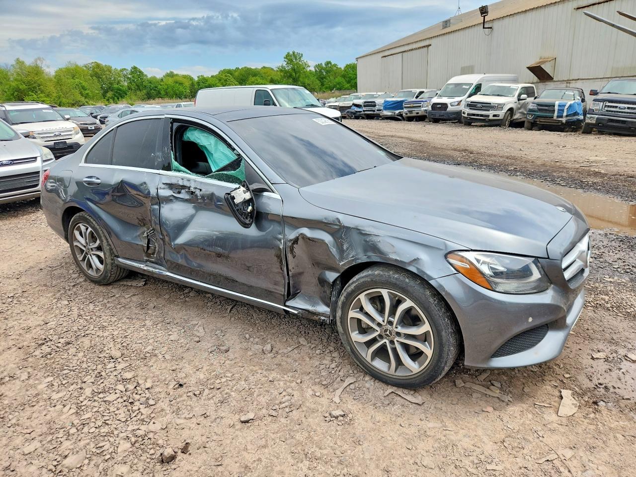 2018 Mercedes-Benz C 300 4Matic - Image 4