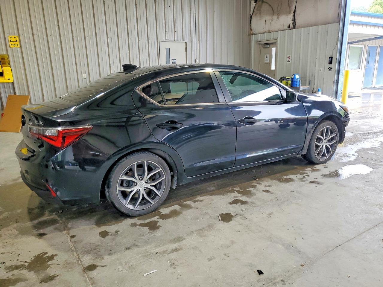 2021 Acura Ilx - Image 3