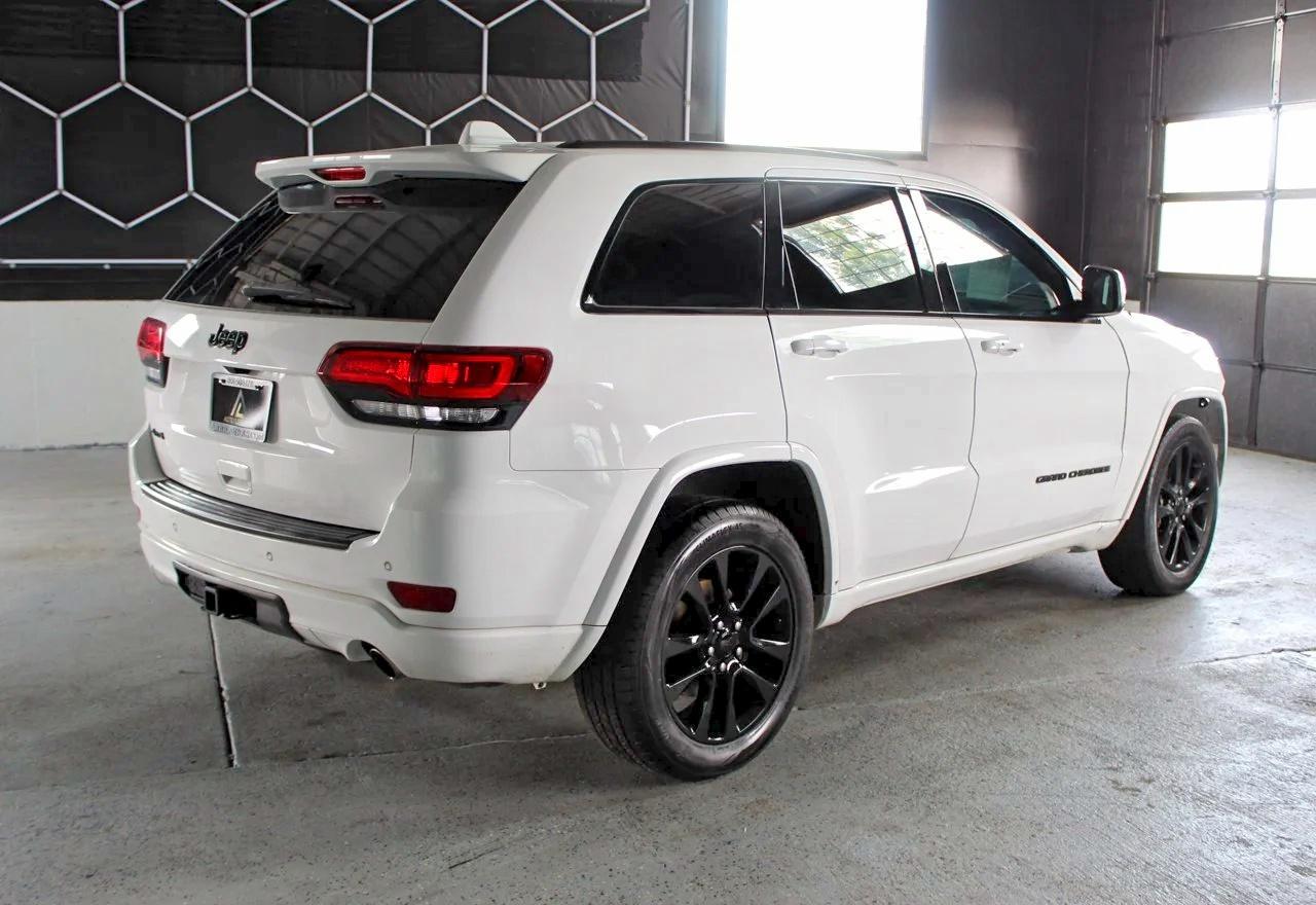 2019 Jeep Grand Cherokee Laredo - Фото 3