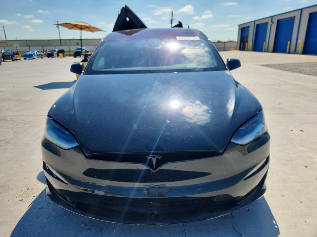 2026 Tesla Model X - Image 5