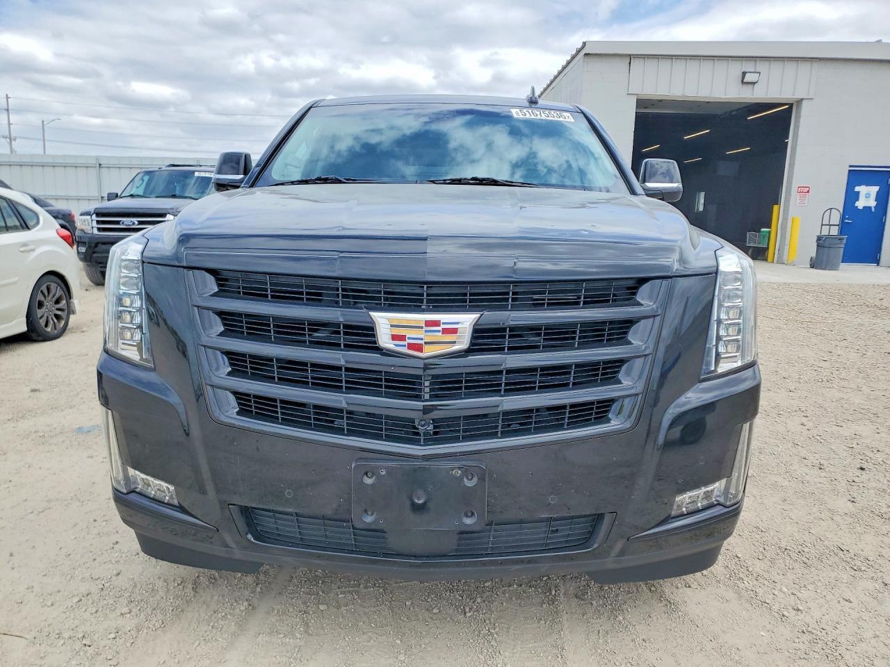 2019 Cadillac Escalade Esv Premium Luxury - Image 5